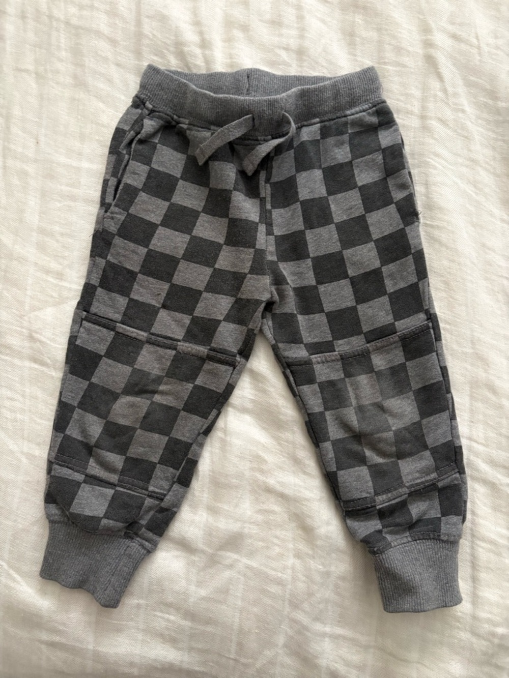Hanna Andersson Gray Checkered Jogger Pants